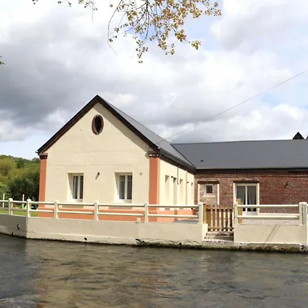 Vakantiehuis Au Clair Matin Sur L'yeres Sept-Meules
