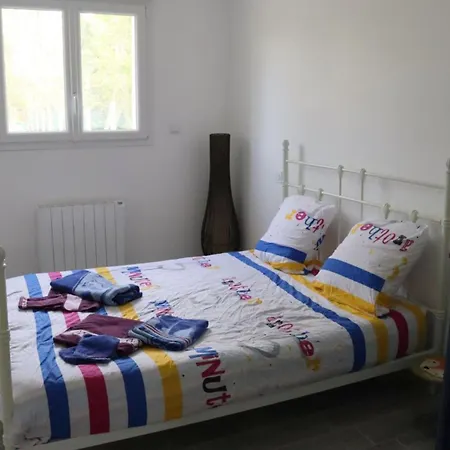 Au Clair Matin Sur L'yeres Holiday home *