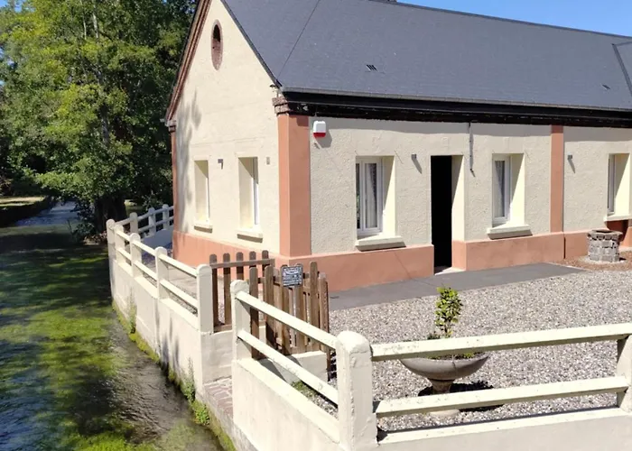 Au Clair Matin Sur L'yères Hébergement de vacances *